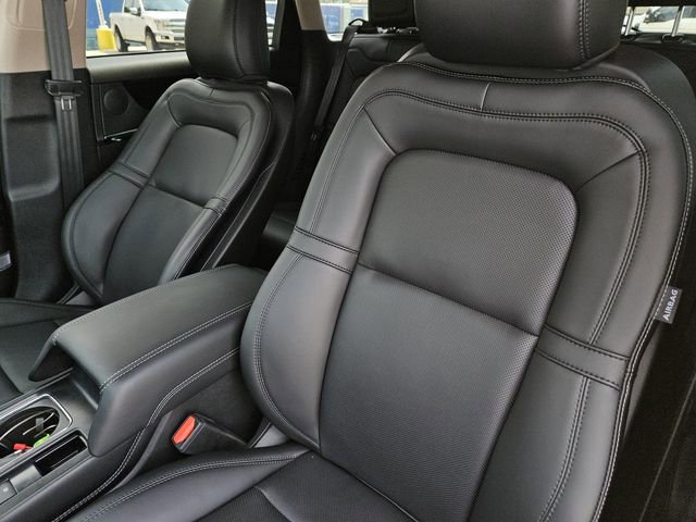 New 2025 Lincoln Corsair FWD w/ Equipment Group 101A image 19