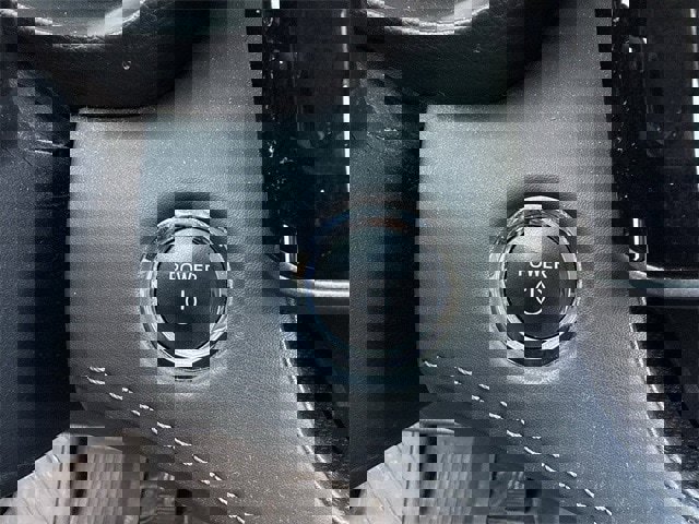 Used 2023 Toyota Highlander Limited image 24