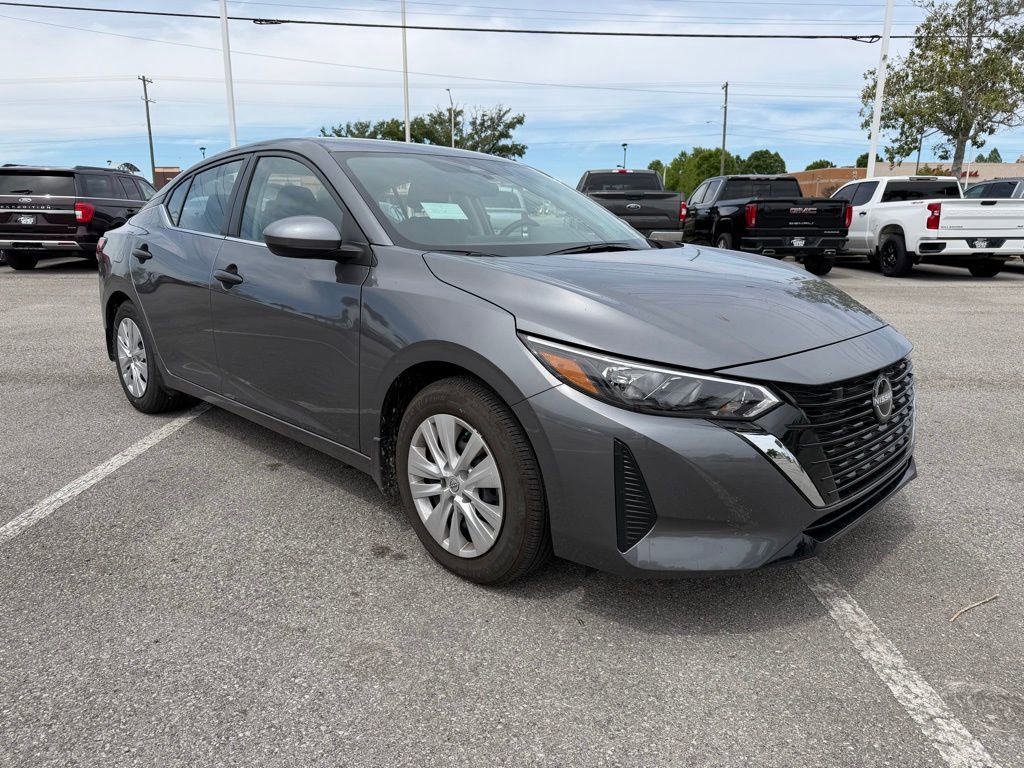 Used 2025 Nissan Sentra S image 6