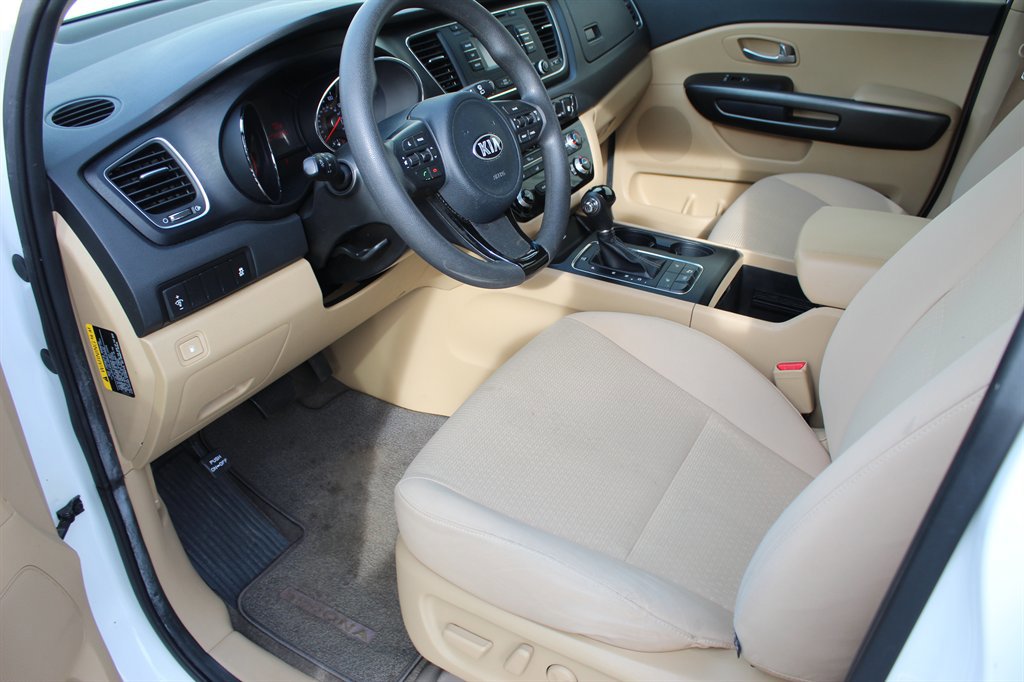 Used 2016 Kia Sedona LX w/ Option Group 020 image 6