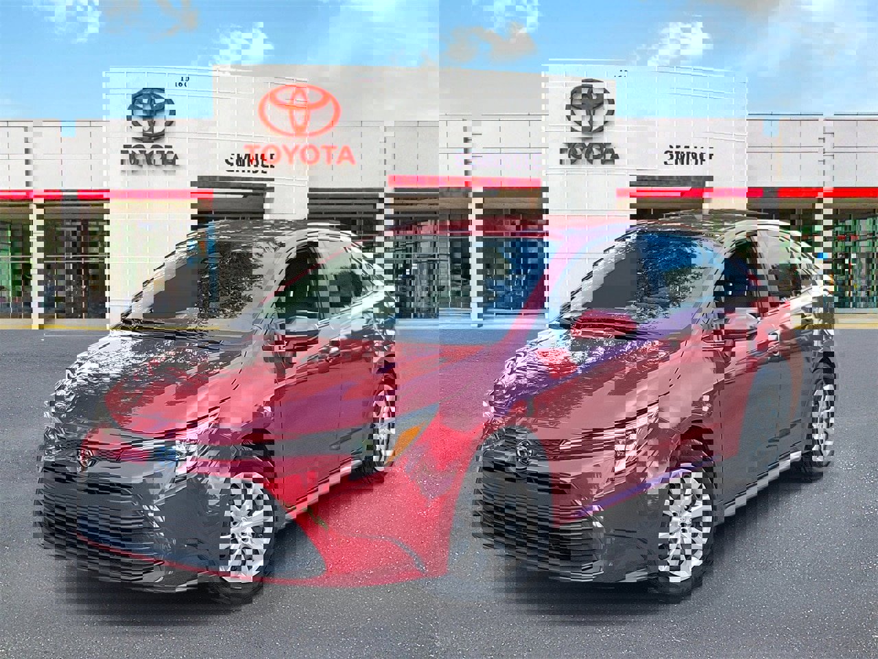 Used 2023 Toyota Corolla LE image 1