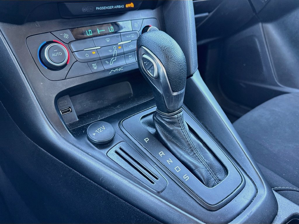 Used 2018 Ford Focus SEL FWD image 27