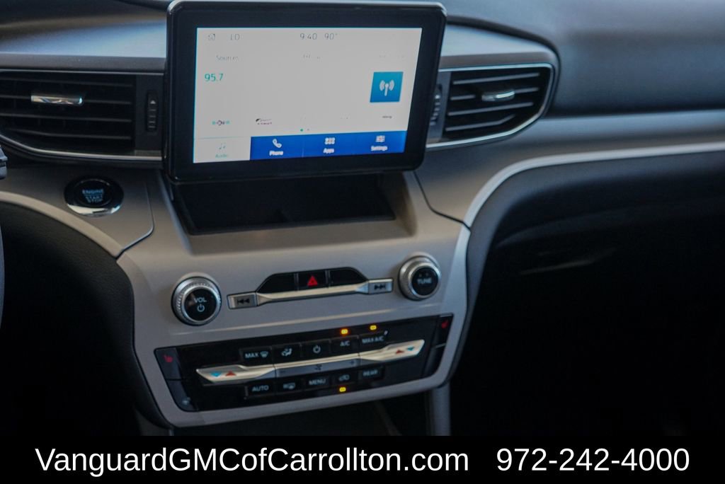 Used 2024 Ford Explorer XLT w/ Equipment Group 202A image 14