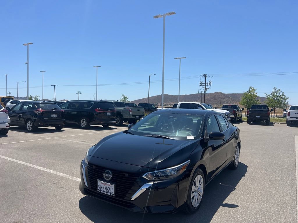 Used 2024 Nissan Sentra S FWD image 4