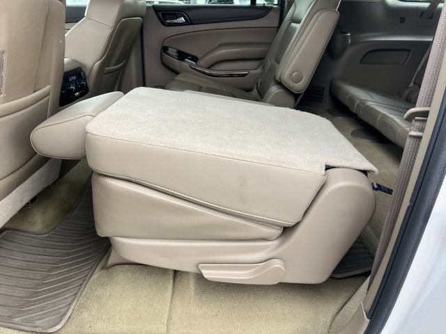 Used 2016 GMC Yukon XL SLT w/ Open Road Package AWD/4WD image 5