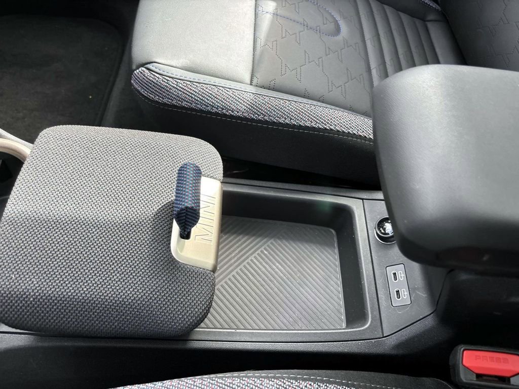 Certified 2025 MINI Cooper Countryman S image 24