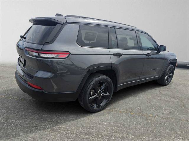 Used 2021 Jeep Grand Cherokee L Laredo AWD/4WD image 3