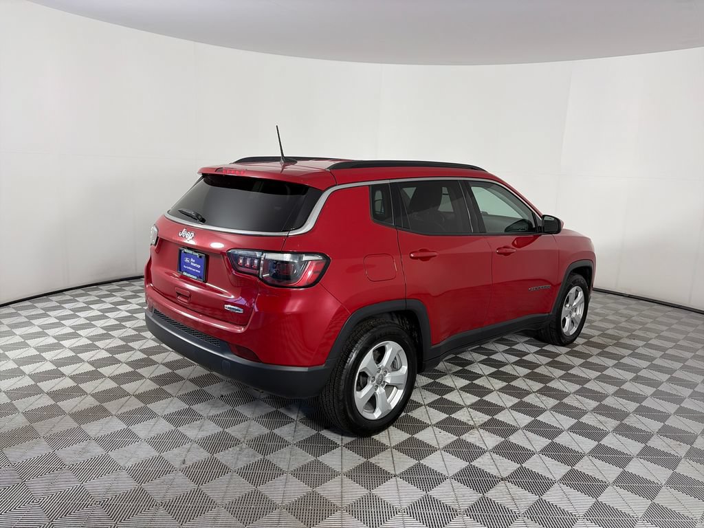 Used 2021 Jeep Compass Latitude FWD image 7