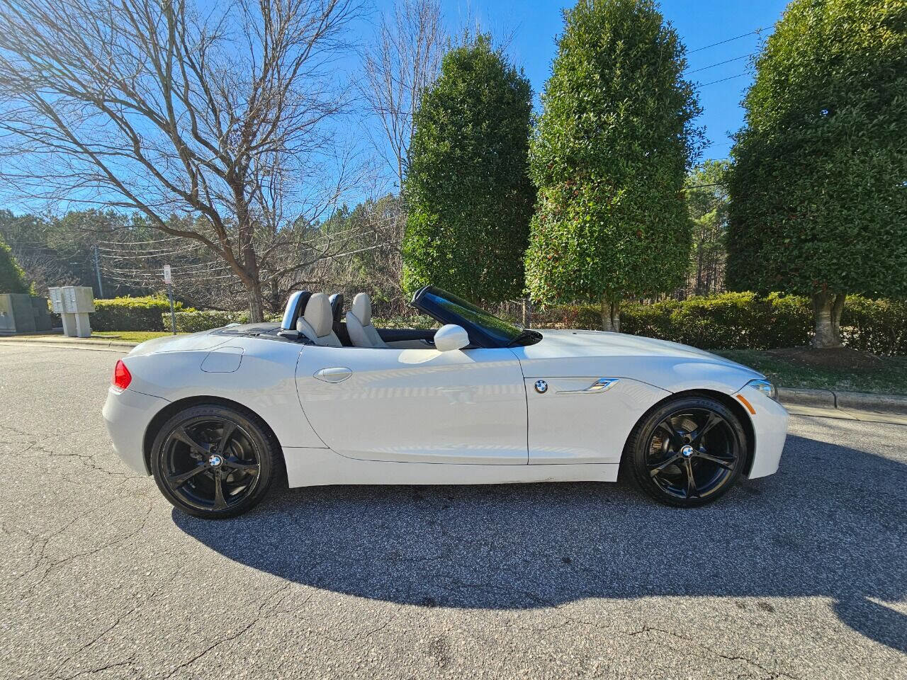 Used 2014 BMW Z4 sDrive28i image 6