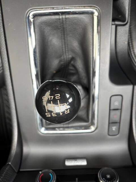 Used 2013 Ford Mustang GT RWD image 7