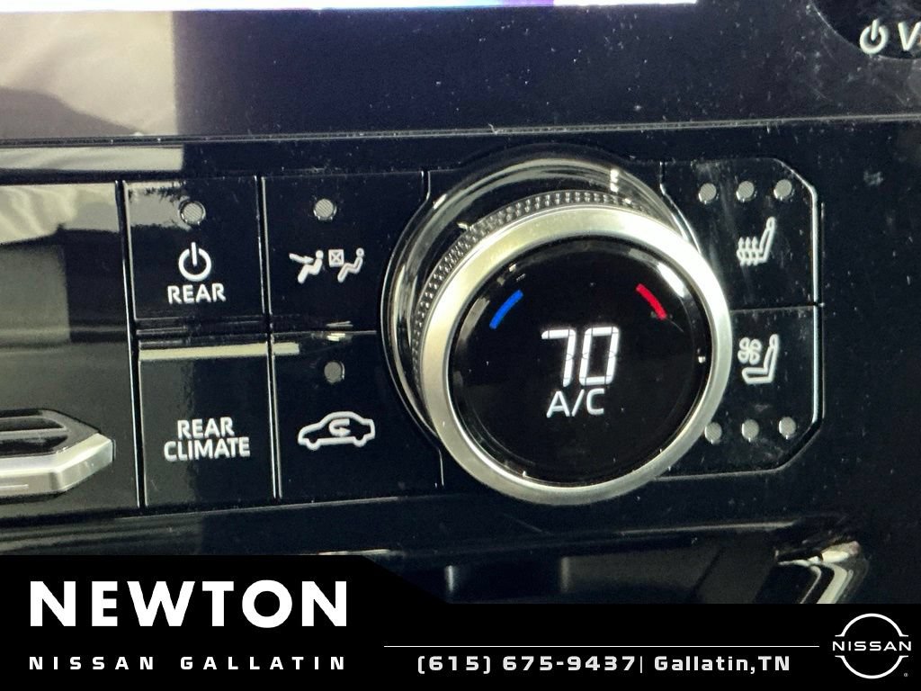 Used 2023 Toyota Highlander Platinum AWD/4WD image 17