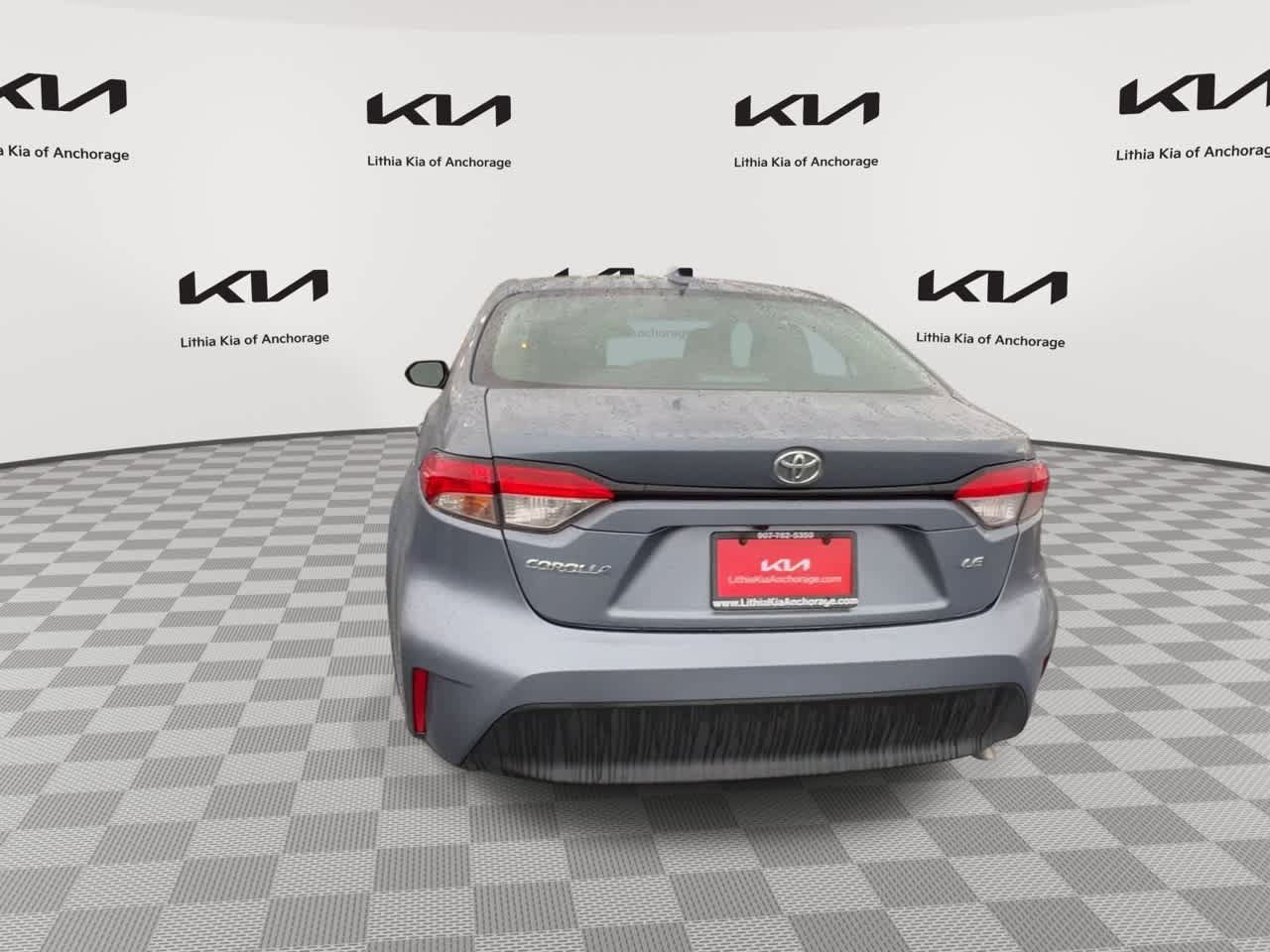 Used 2024 Toyota Corolla LE FWD image 7