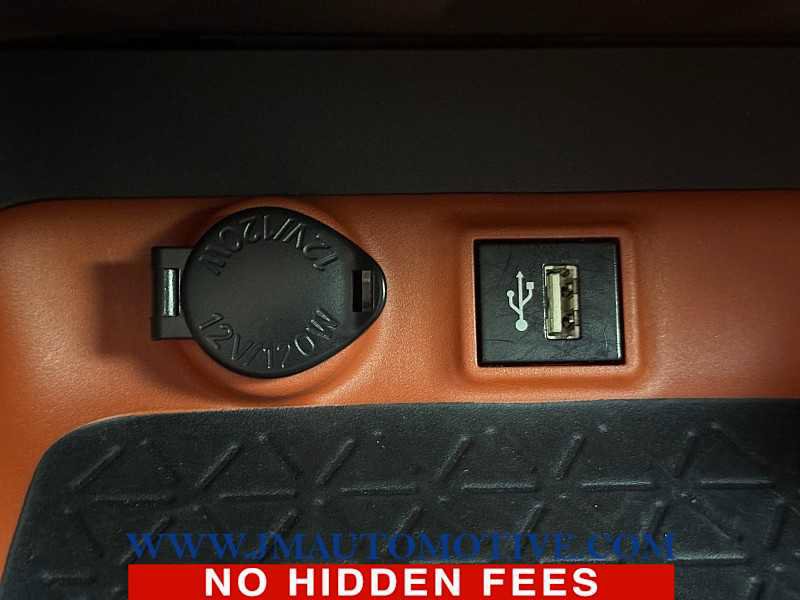 Used 2023 Toyota RAV4 Adventure image 34