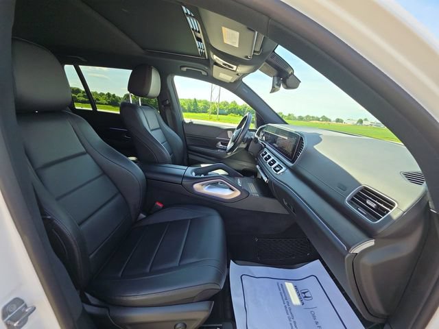 Used 2020 Mercedes-Benz GLS 450 4MATIC image 31