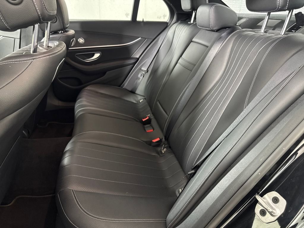 Used 2018 Mercedes-Benz E 300 image 12