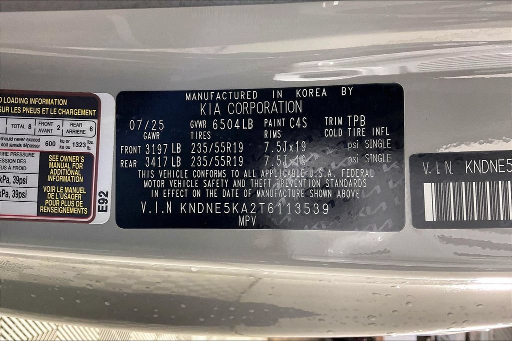 Used 2026 Kia Carnival SX FWD image 33