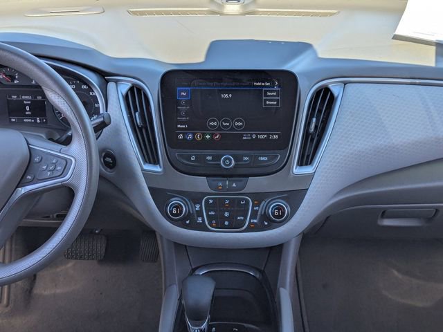 Used 2025 Chevrolet Malibu LT image 16