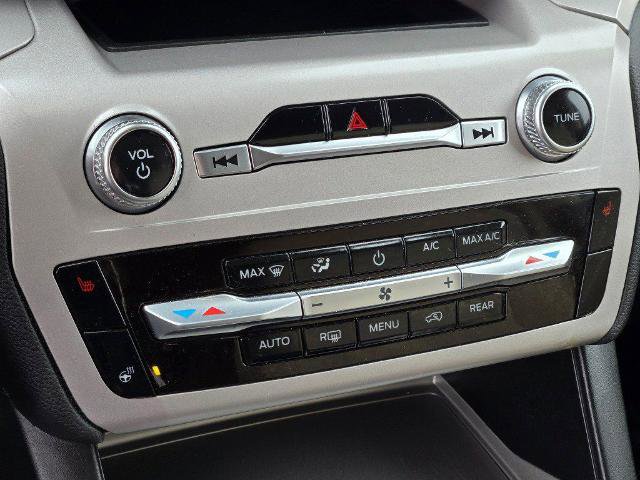 Certified 2023 Ford Explorer XLT w/ Equipment Group 202A AWD/4WD image 30