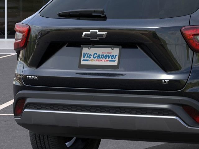 New 2026 Chevrolet Trax LT w/ Driver Confidence Package image 14