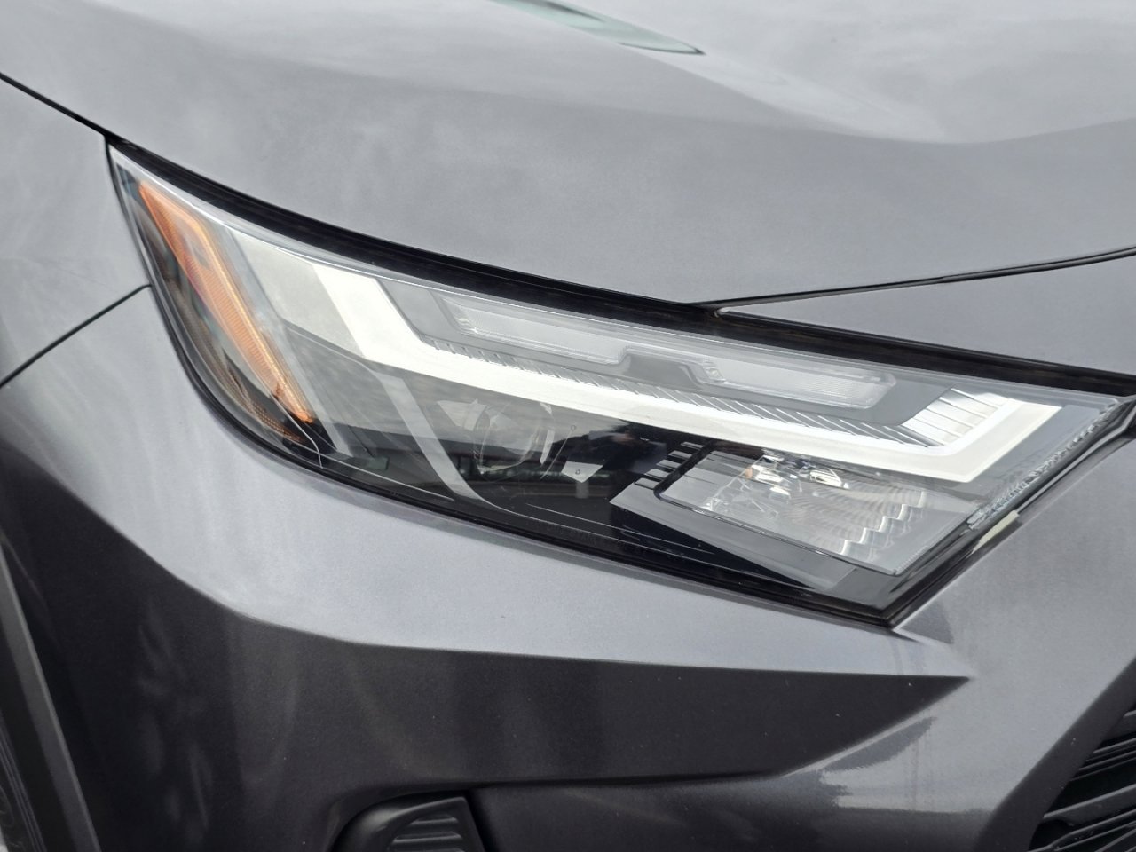 Used 2023 Toyota RAV4 XLE image 20