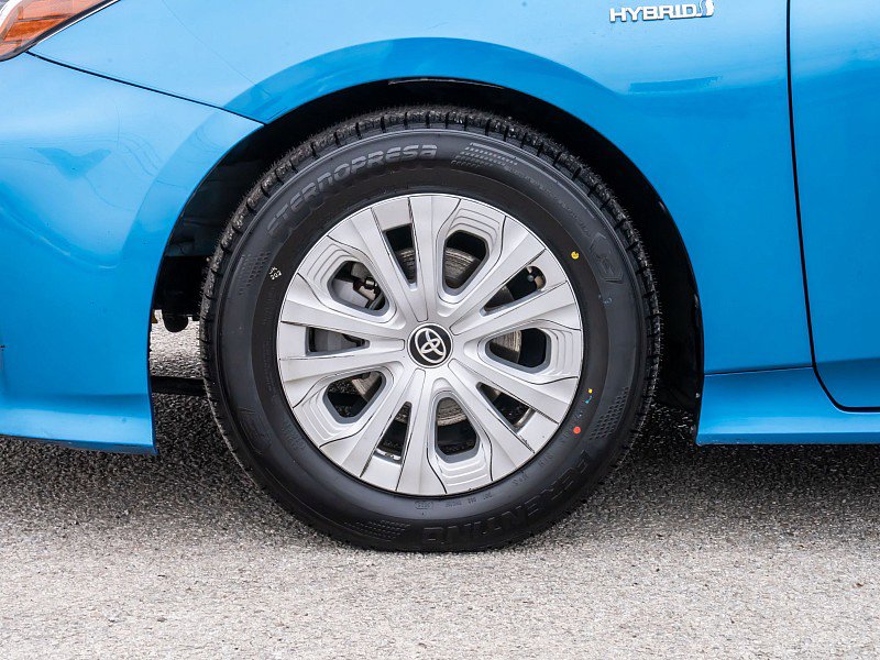 Used 2022 Toyota Prius L Eco FWD image 33