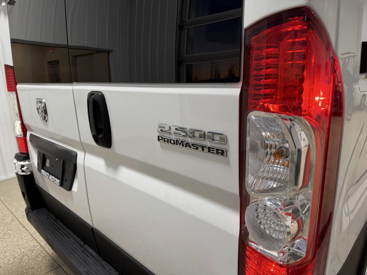 Used 2023 RAM ProMaster 2500 image 38