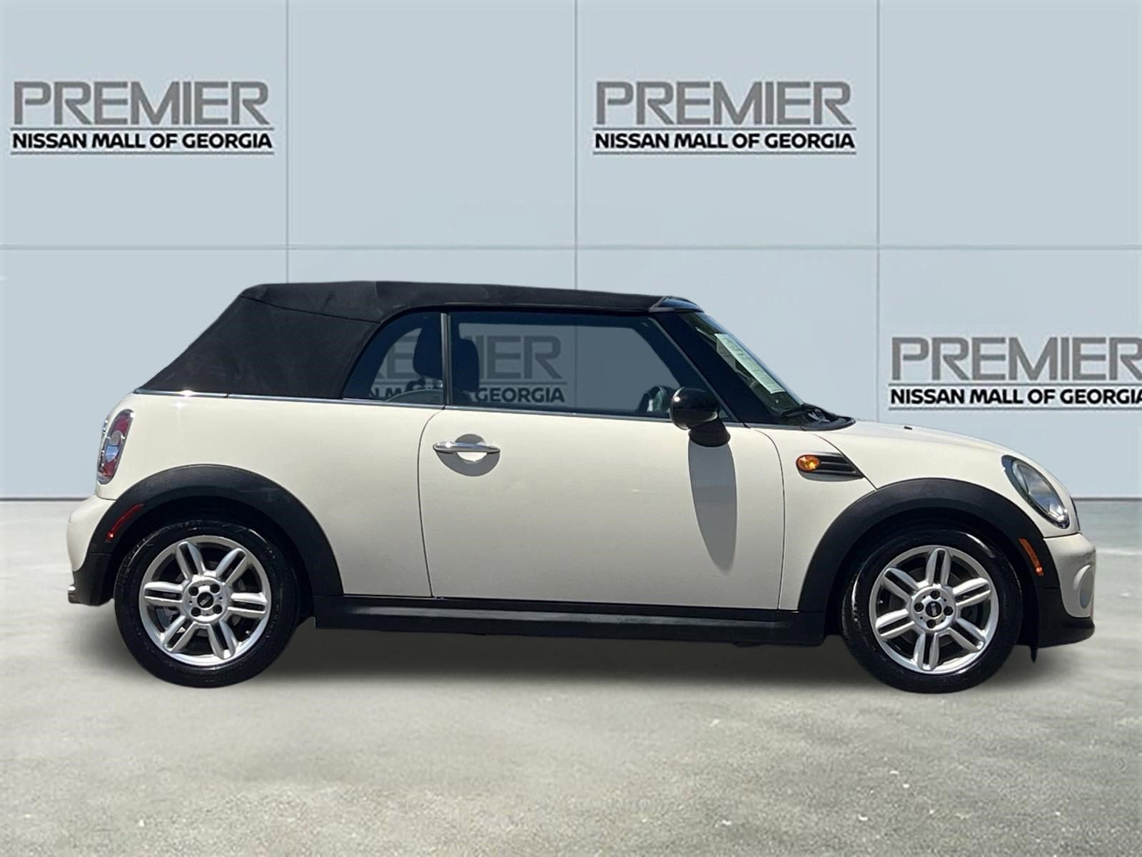 Used 2013 MINI Cooper Convertible FWD image 22