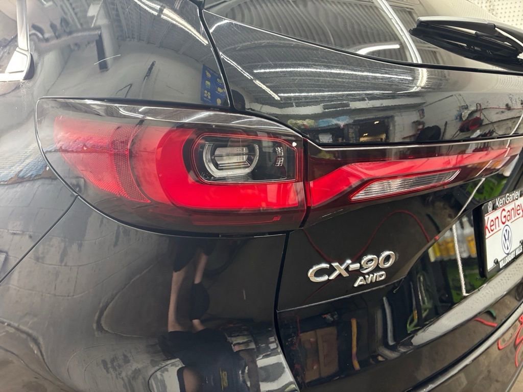 Used 2025 MAZDA CX-90 3.3 Turbo w/ Select Package image 9