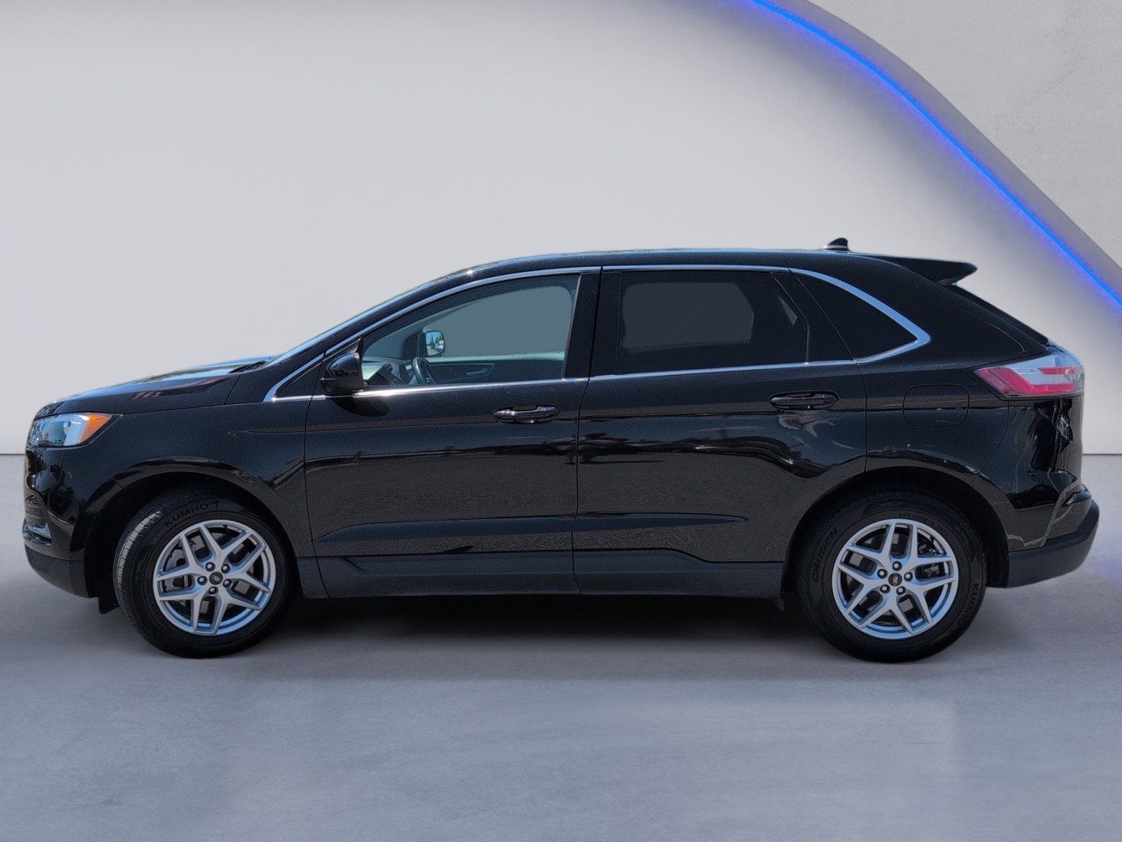 Used 2024 Ford Edge SEL AWD/4WD image 10
