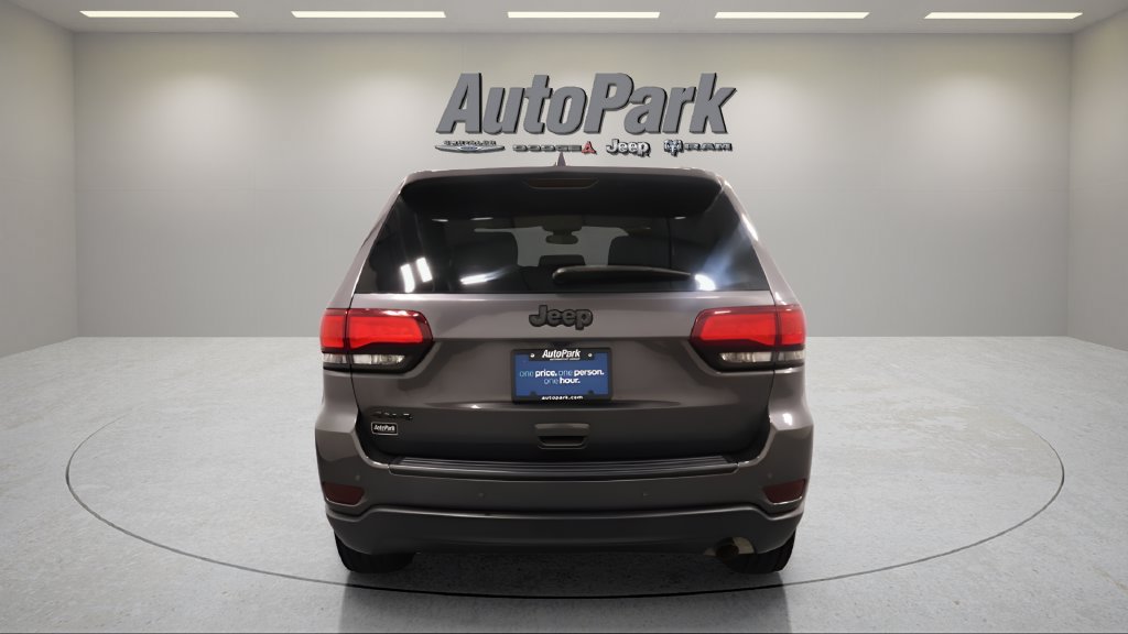 Certified 2021 Jeep Grand Cherokee Laredo AWD/4WD image 6