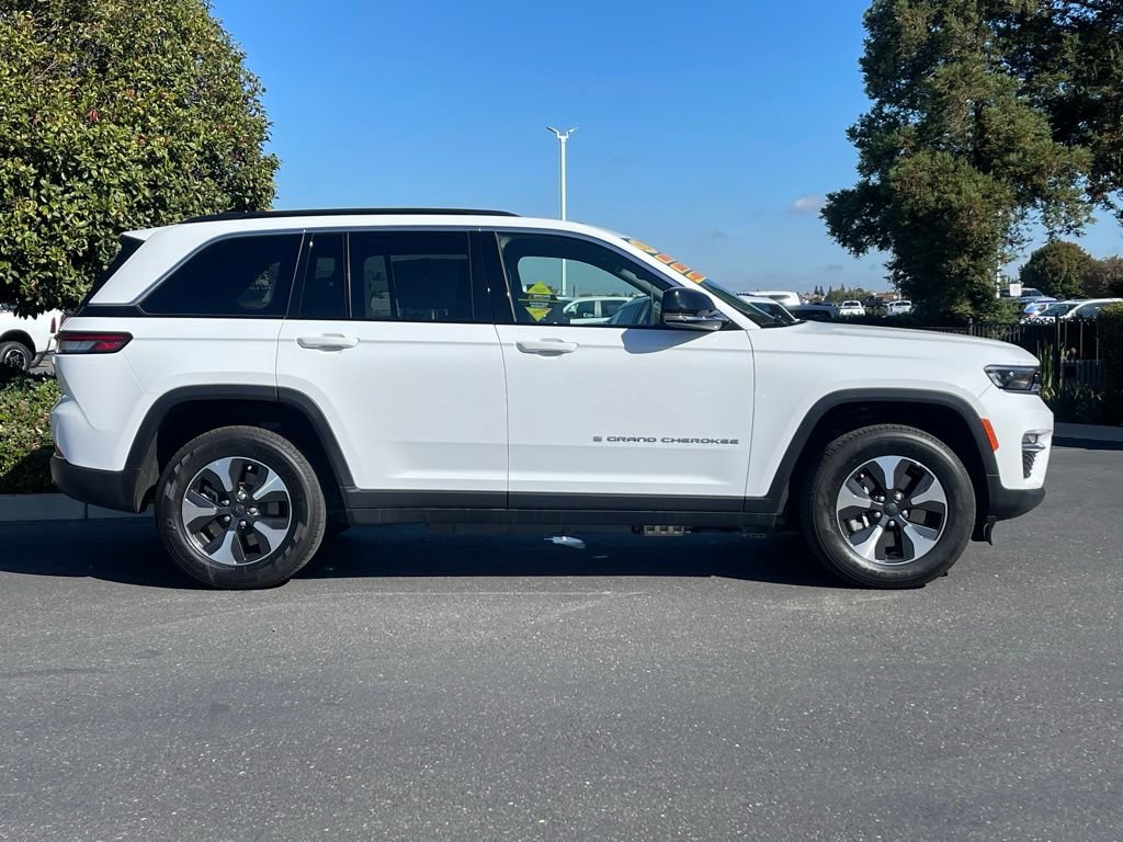 Used 2024 Jeep Grand Cherokee Limited 4xe AWD/4WD image 6