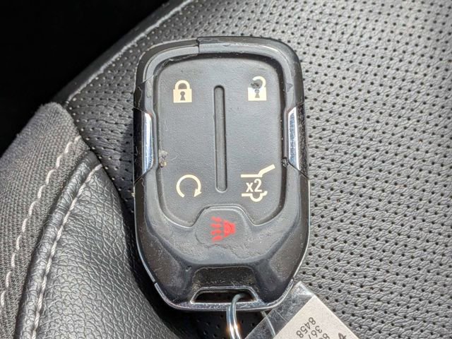 Used 2023 GMC Terrain SLT w/ Tech Package AWD/4WD image 34
