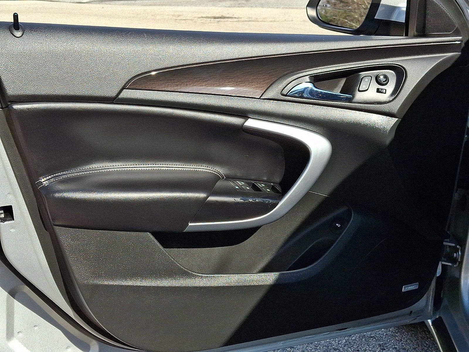 Used 2017 Buick Regal Premium w/ Driver Confidence Package #1 image 13