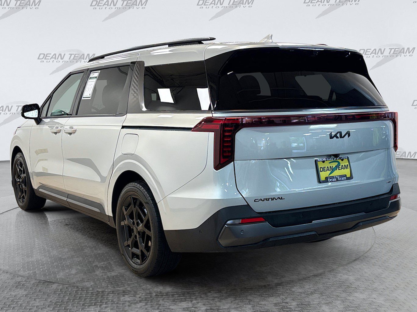 Used 2025 Kia Carnival SX Prestige FWD image 6