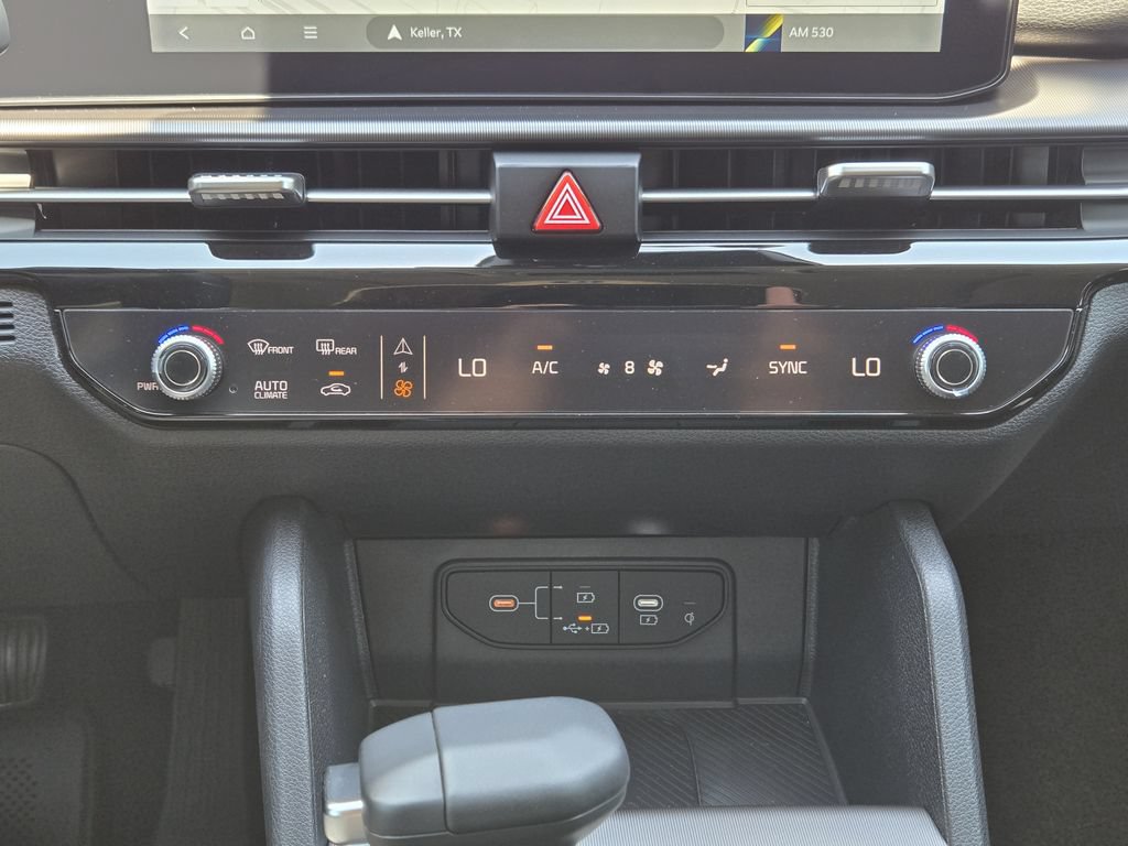 New 2026 Kia Sportage SX FWD image 17