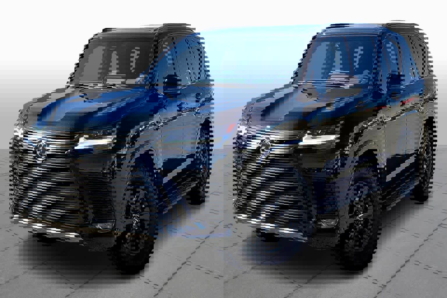 Used 2026 Lexus LX 700h Overtrail image 1