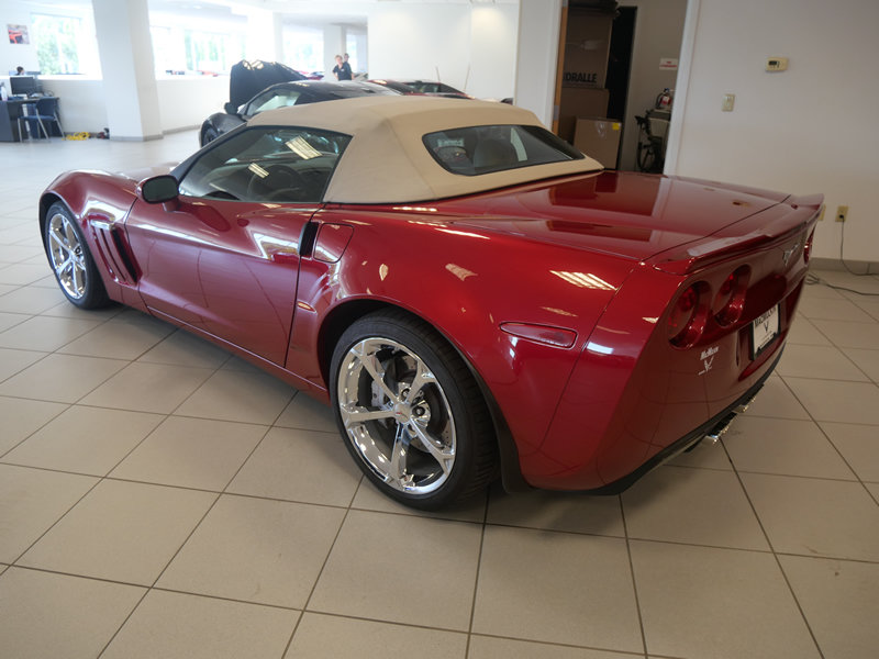 Used 2011 Chevrolet Corvette Grand Sport w/ Preferred Equipment Group RWD image 6