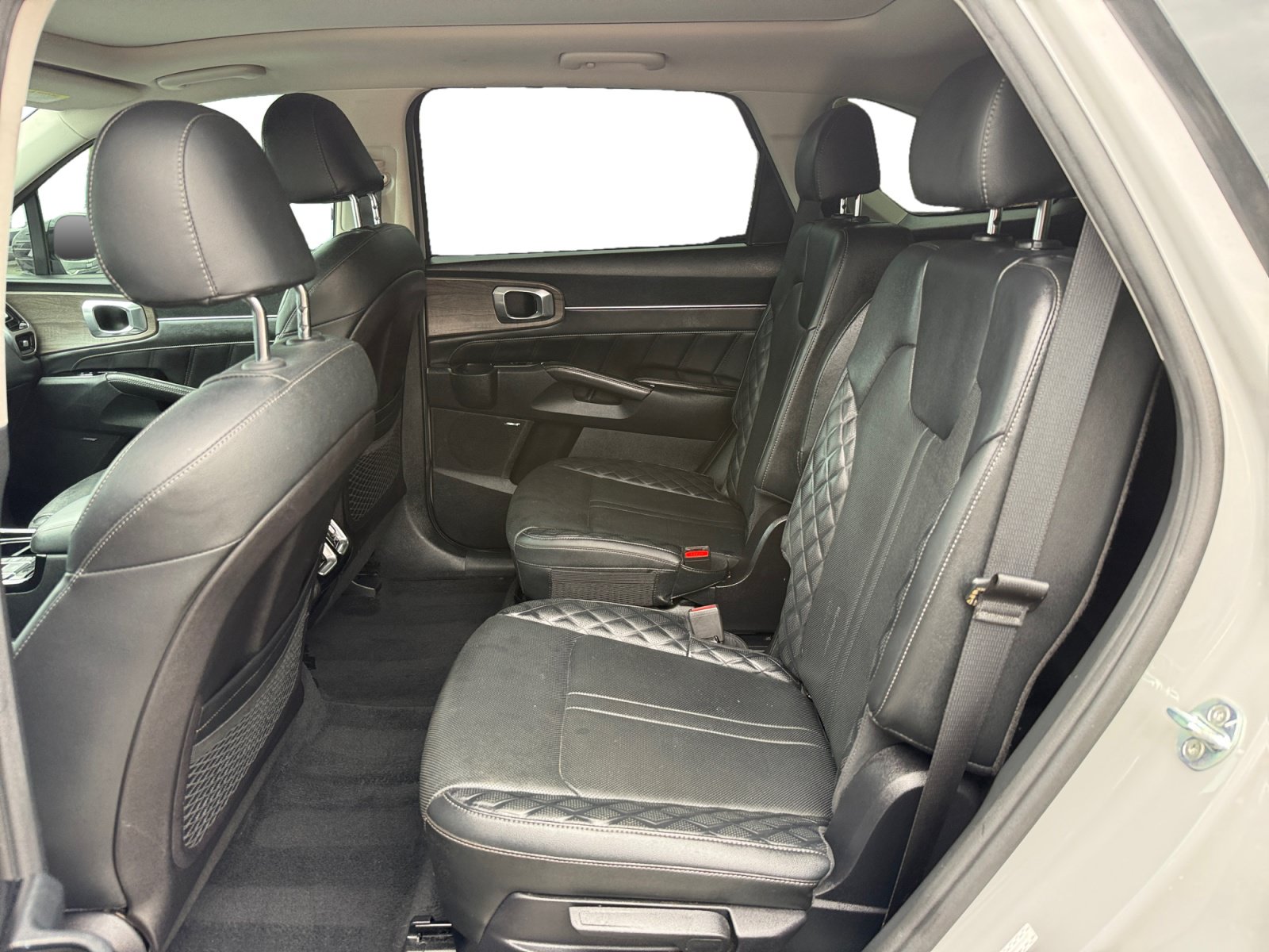 Used 2022 Kia Sorento SX Prestige AWD/4WD image 16