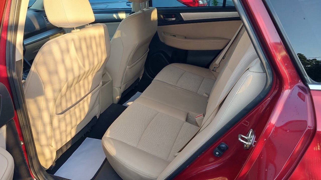 Used 2017 Subaru Outback 2.5i Premium AWD/4WD image 8