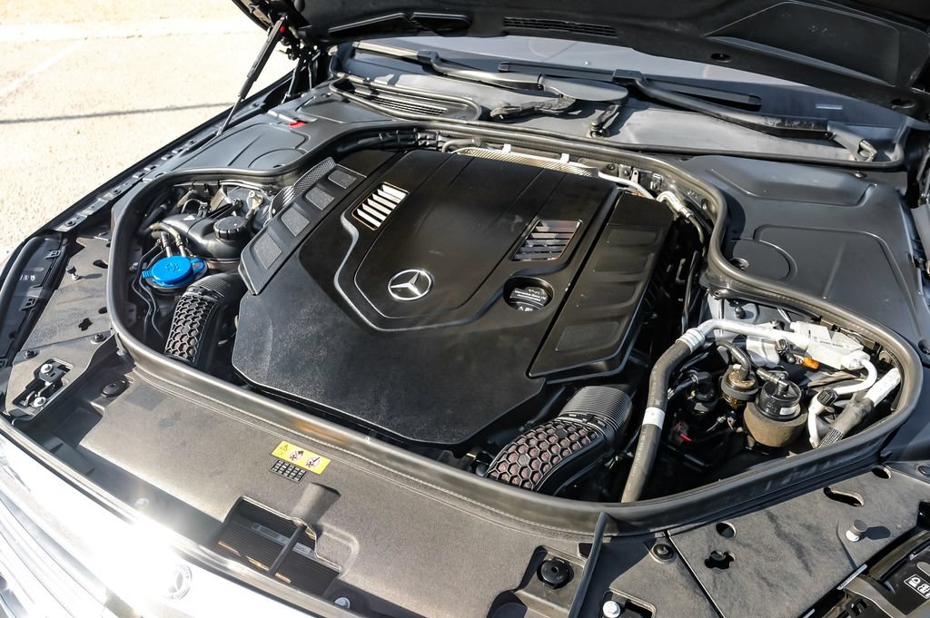 Used 2019 Mercedes-Benz S 560 Sedan image 54