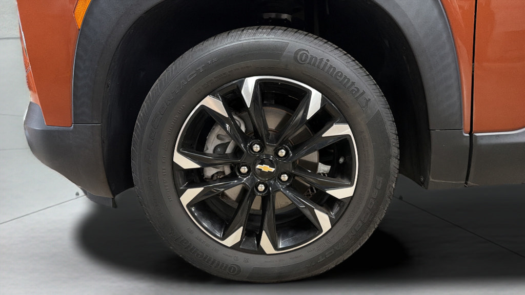 Used 2021 Chevrolet TrailBlazer LT w/ Convenience Package AWD/4WD image 27