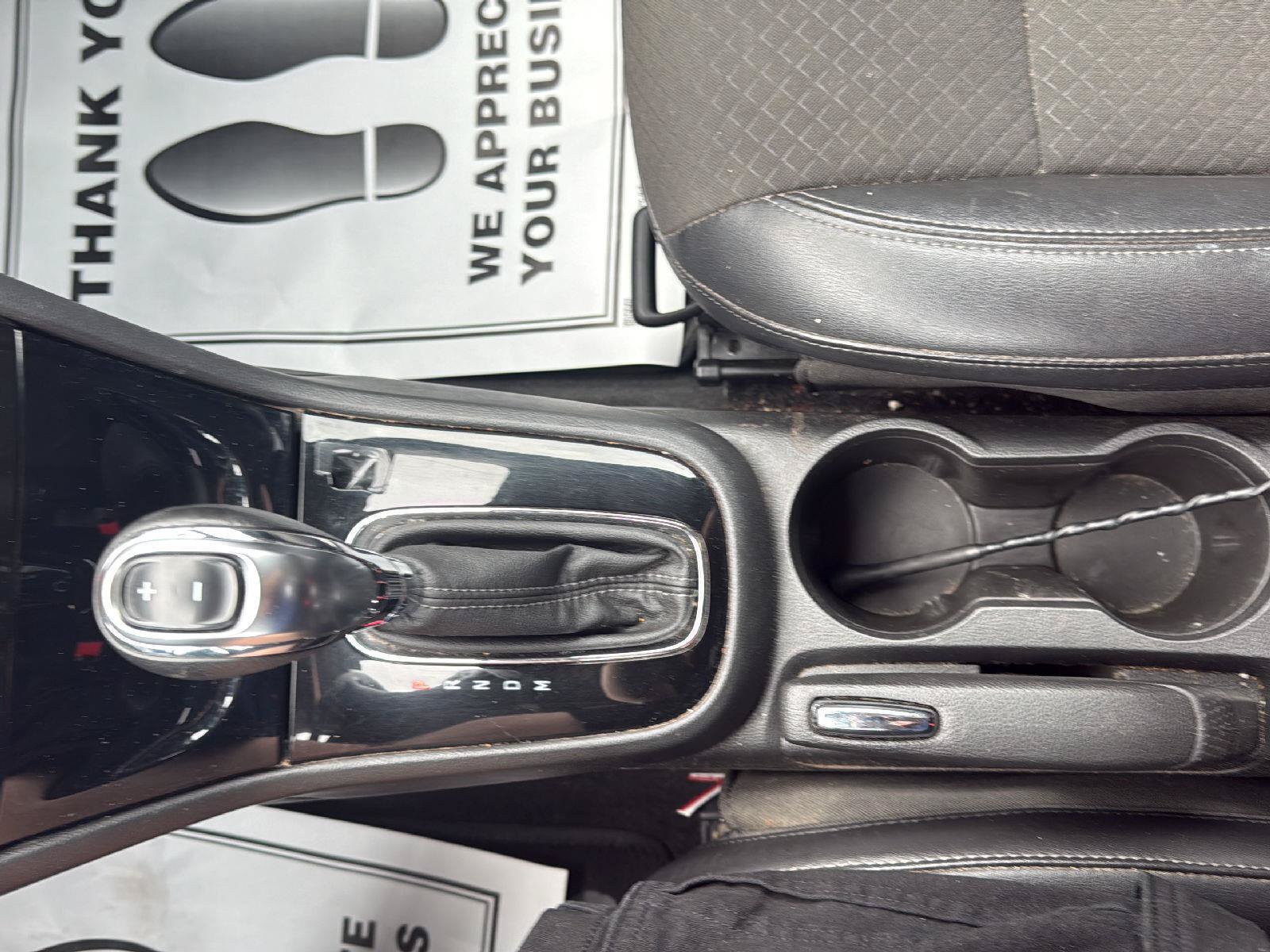 Used 2019 Buick Encore Sport Touring AWD/4WD image 18