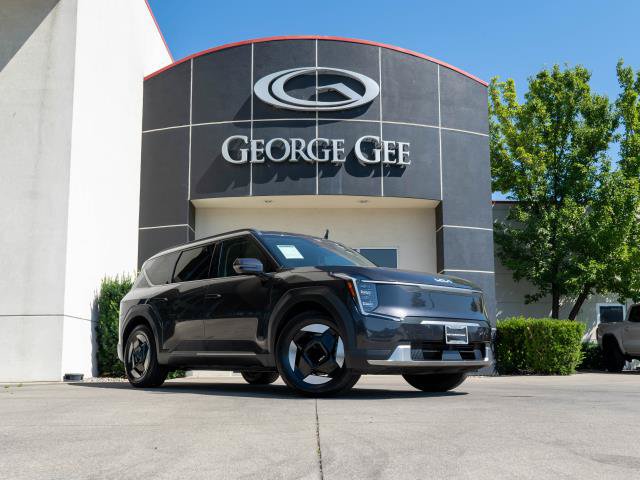 Certified 2024 Kia EV9 Wind AWD/4WD image 1