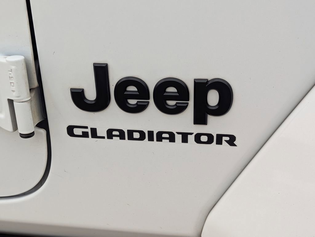 Used 2022 Jeep Gladiator Sport AWD/4WD image 30