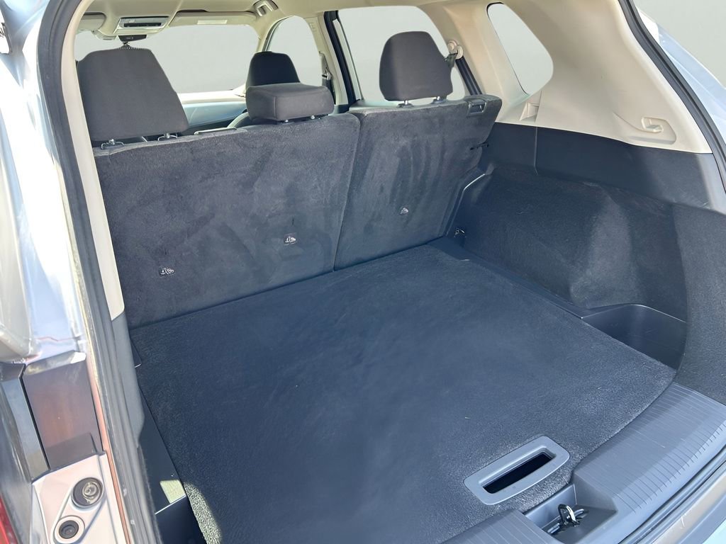 Used 2021 Nissan Rogue SV image 26