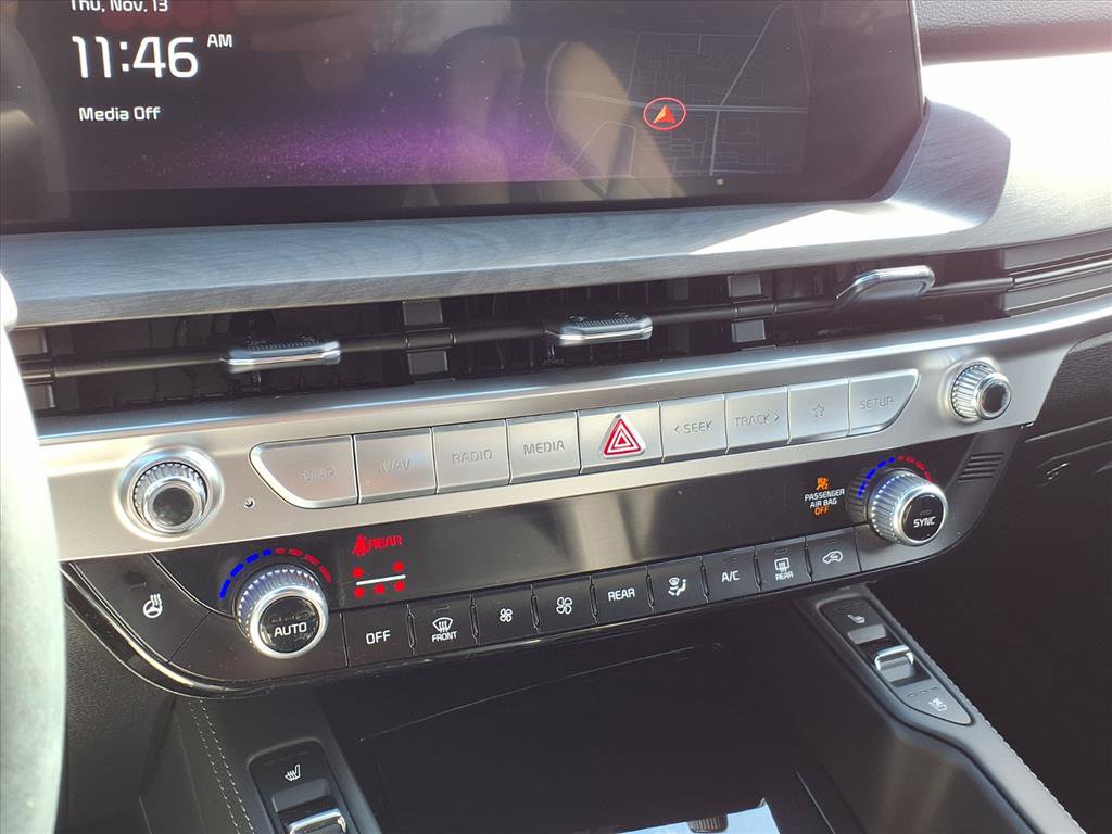 Used 2025 Kia Telluride EX X-Line image 11