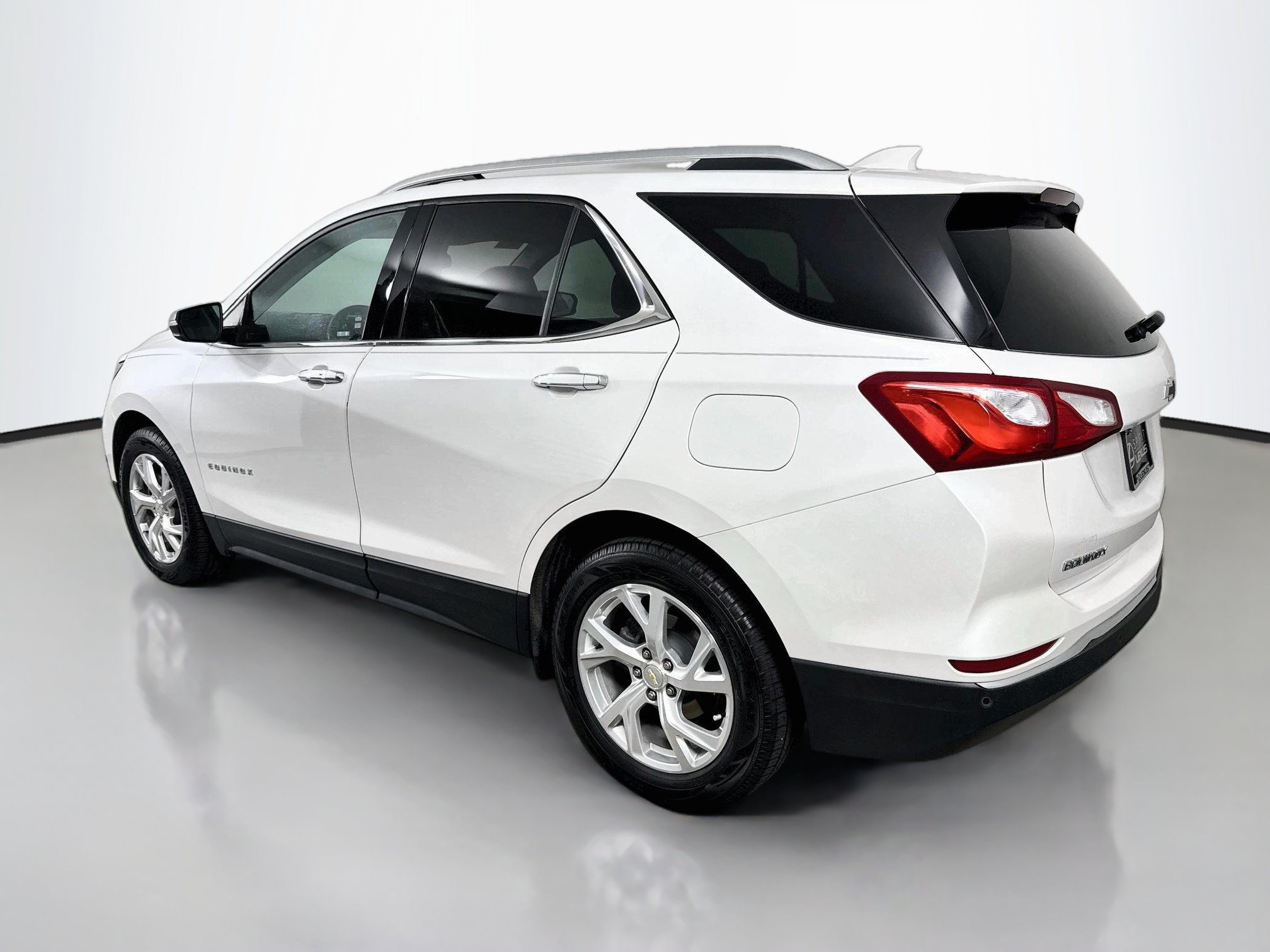 Used 2021 Chevrolet Equinox Premier FWD image 5