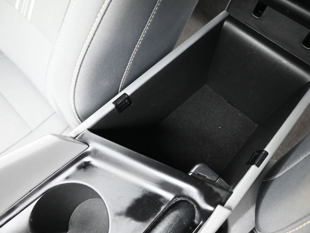 Used 2023 Hyundai Elantra SEL image 31