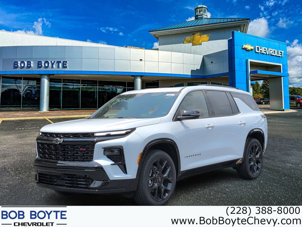 New 2026 Chevrolet Traverse RS w/ LPO, Floor Liner Package