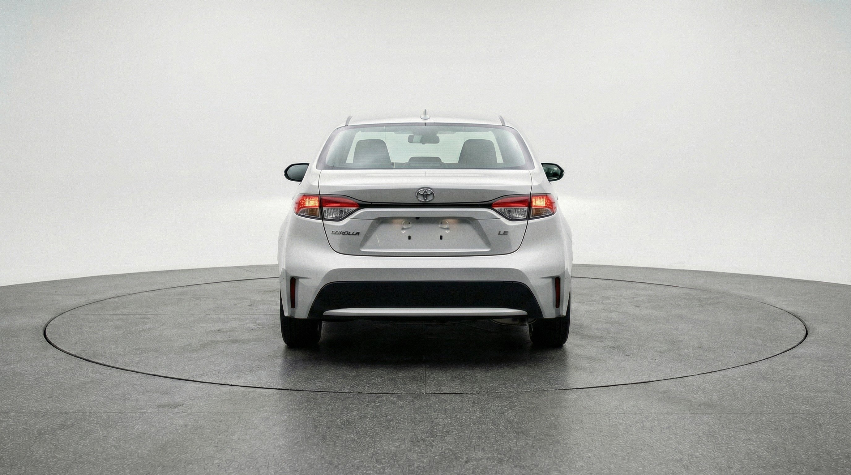 Used 2025 Toyota Corolla LE image 7